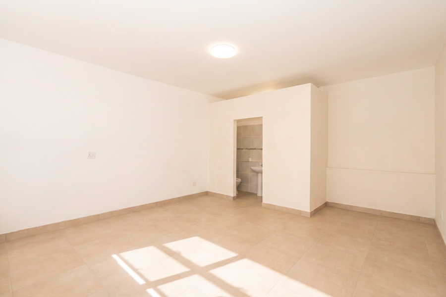 4 Bedroom Property for Sale in Myburgh Park Western Cape